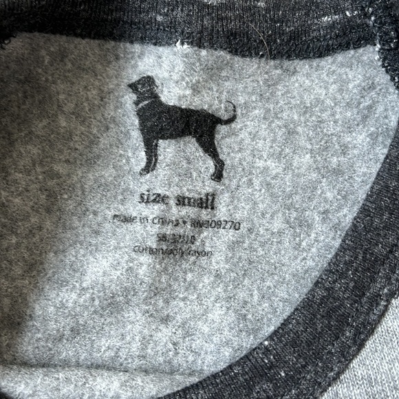 The Black Dog Kids Crewneck Grey Two-Toned Logo Graphic Sweatshirt Size S NEW - Picture 5 of 6